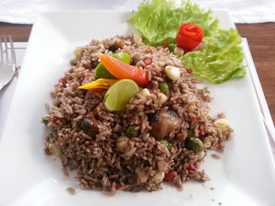 arroz con conchas negras