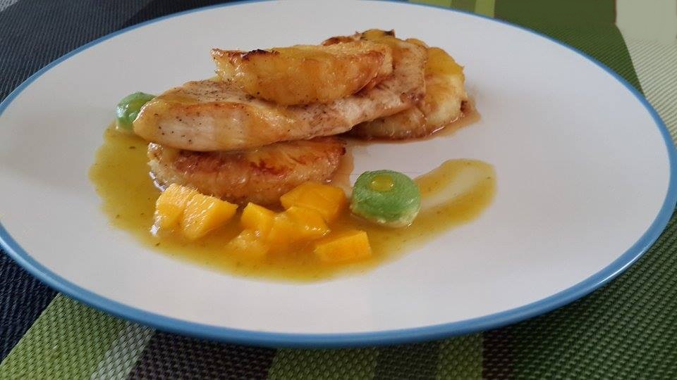 Pechuga de pollo en salsa de piña y mangoChef al Paso